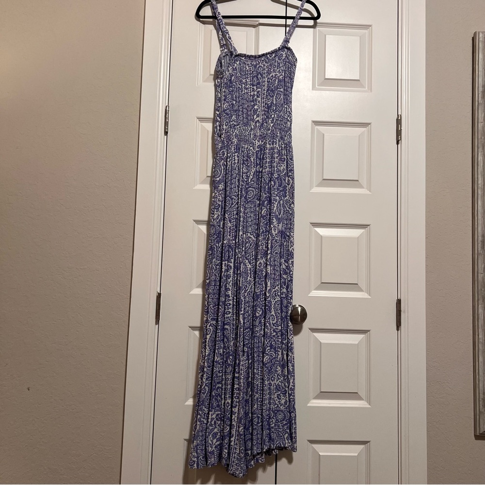 Jessica Simpson Blue and White Floral Wide Leg Jumpsuit (flawed…see description) - Picture 7 of 10